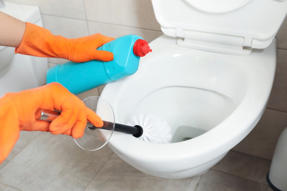 Best Regular Weekly & Monthly Bathroom Cleaning Services Apex NC